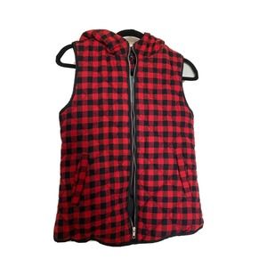 New Quinn Womens Vest Small Red Black Buffalo Plaid Full Zip Sleeveless Quilted